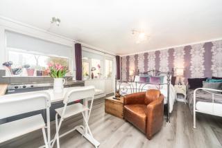11 Boutique studio apartment perfect for peaceful getaway, secluded garden, quiet location - High Wycombe - 9