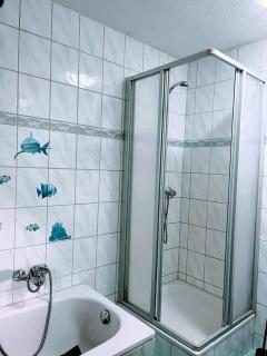 Budget rooms in Halle with shared bathroom, Free WiFi, Netflix & iPad - Halle an der Saale - 1
