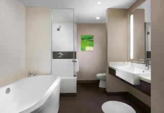 Vdara Studio Suite 011 Pool View FREE VALET Parking - Las Vegas - 4