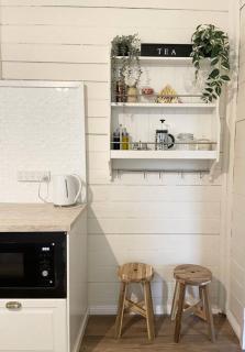 Taree CBD cottage apartments - 4