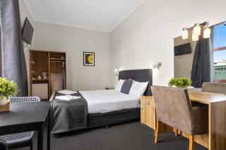 Adelaide Paringa - Adelaide - 3