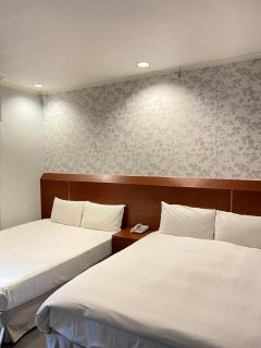The Prince Hotel - 4