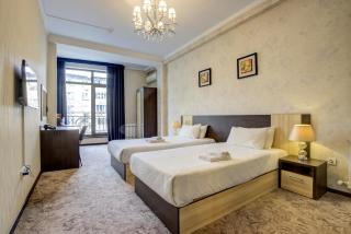 Hotel Touristan Bishkek - Bisjkek - 8