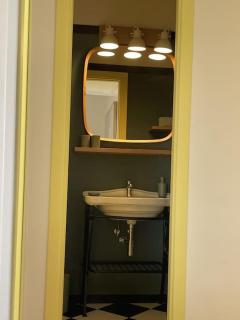 Ultra stylish modern attic - 5