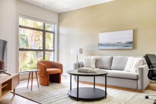 Hollywood 1BR w Gym Pool BBQ nr Metro LAX-840 - Los Angeles - 0