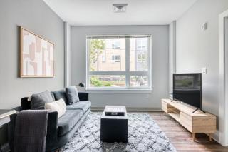 Brighton 1BR w WD Gym nr T Shops Dining BOS-434 - 0