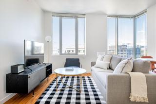 Downtown Bellevue 2BR w Gym WD nr shops SEA-115 - 8