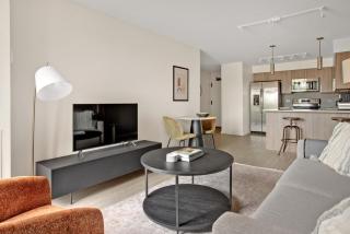 Medical District 1BR w wd gym nr Hospitals CHI-720 - 5