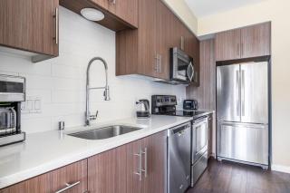 Mountain View 2BR w Gym Pool BBQ nr Caltrain SFO-518 - 4