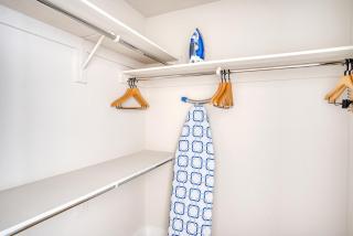 Redwood City 2BR w Gym Parking nr Caltrain SFO-607 - Redwood City - 2
