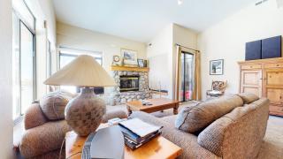 Mammoth Reservations - 5