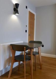 Stylish Studio Apartment, ensuite, kitchenette - Twickenham - 6