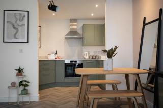Pinot Perch - Whitby - 2
