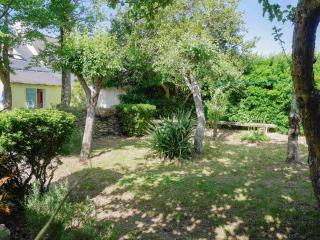 Maison 2 ch. à Locmaria, 800m de la plage, jardin clos, animaux OK, équipements complets - FR-1-418-158 - Locmaria - 5