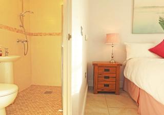 Coach House - 9