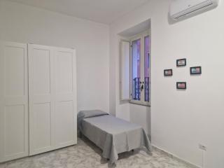 Vicolo 16 Guest House - Naples - 5