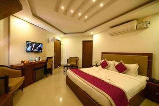 Rotano Glitz Inn - Glitz Inn Calicut - 1