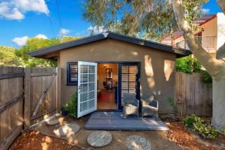 Seashore Studio - San Diego - 3