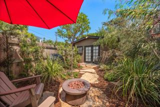 Seashore Studio - San Diego - 1