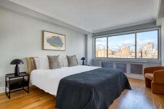 Lenox Hill 2br w elevator doorman NYC-1011 - New York - 3