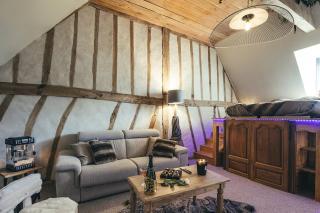 Le Duplex de l'Etoile home cinéma jacuzzi et sauna privatif - 5