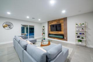 Fantastic Villa North Miami BY THE GLAMHOMES - Miami - 1