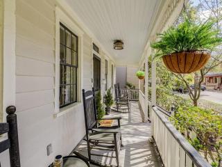 Waldburg Cottage - Savannah - 7