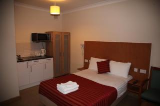 Grove Apartments - London - 1
