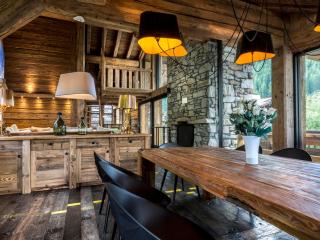 Chalet de luxe avec piscine et hammam à Val-d'Isère, 10 personnes à proximité du centre-ville - FR-1-694-95 - Val dʼIsère - 0