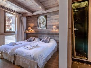 Appartement de prestige avec terrasse Sud, 2 chambres et parking au coeur de Val-d'Isère - FR-1-694-202 - Val dʼIsère - 2