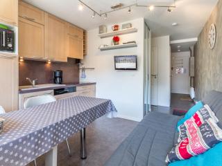 Studio moderne avec parking couvert à 10 min du centre, balcon Sud/Est, non-fumeur, animaux acceptés - FR-1-694-191 - Val dʼIsère - 9