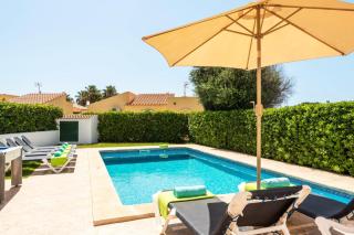 Villa Llentrisca by Villa Plus - 9