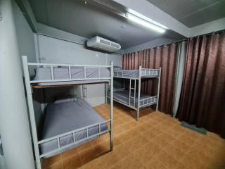Almost Famous Hostel - Haad Rin - 6
