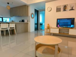 New Georgetown Tropical Macalister 218 Homestay 9pax to11pax HENG - George Town - 4