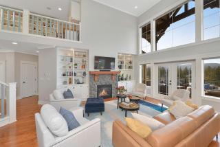Mount Finlayson View Villa - Victoria - 1
