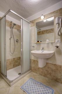 Hotel Cecchin - Aosta - 7