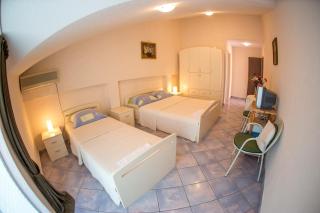 Sun Guest House - 1