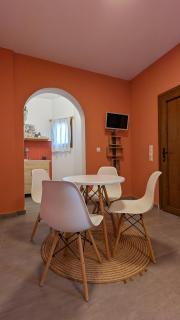 Under The Palm Tree Studios - Ano Meria - 4