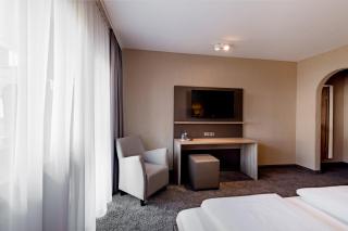 Hotel & Restaurant Becher - Donzdorf - 9