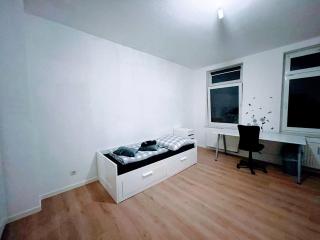 Budget rooms in Halle with shared bathroom, Free WiFi, Netflix & iPad - Halle an der Saale - 3