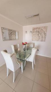 Departamento de Lujo con Terraza y Vista al Mar - 2