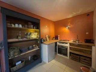 Ferme St Pierre gîte, pisc, repas, 2-3 personnes - Chabeuil - 1