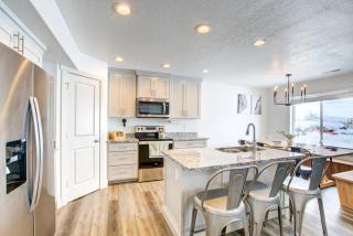 Family-Friendly Bear Lake Vacation Rental - Garden City - 3