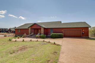 Ozark Mtn Views and Lake Access Shirley Home - Fairfield Bay - 8