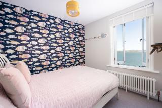 Sea View Cottage Dream By The Water - 1