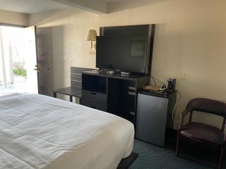 Landmark Inn - 9