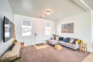 Flagstaff-Area Family Home with Hot Tub and Patio - Bellemont - 9