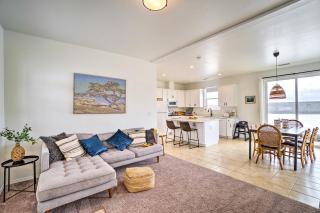 Flagstaff-Area Family Home with Hot Tub and Patio - Bellemont - 5