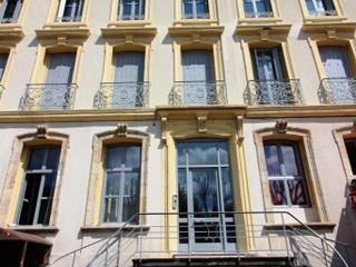 Charmant T3 en centre-ville - 2 chambres - 42m² - Balconnets - Résidence avec ascenseur - 4 pers. - FR-1-608-164 - La Bourboule - 1