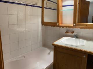Charmant Appartement aux Saisies - 3 Pièces, 6 Pers, Parking et Piscine Inclus - FR-1-293-345 - 8